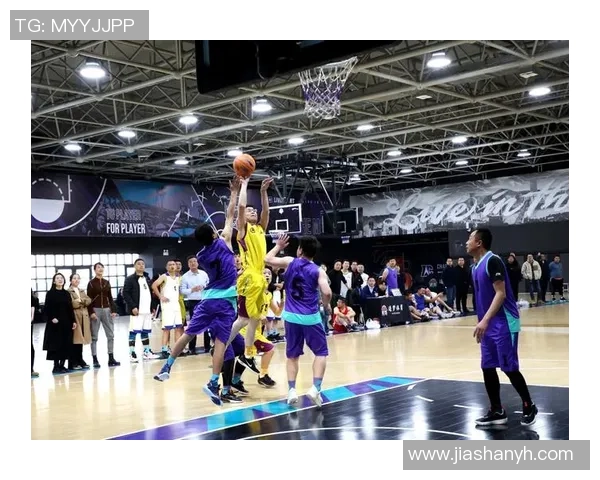 北京与广东篮球对决出场仪式盛况回顾与精彩瞬间分享