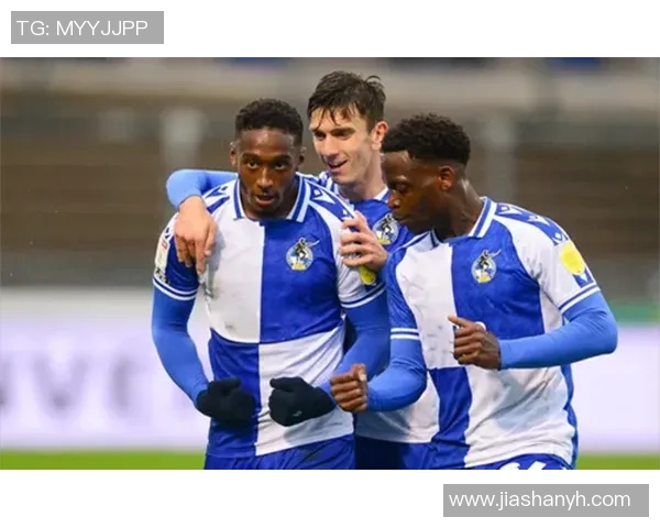 牛津联与布流浪激战正酣比分悬念迭起精彩瞬间回顾